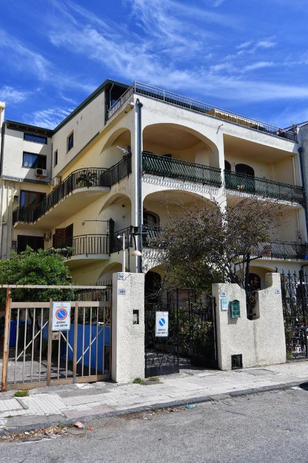 Civico 98 Hotell Milazzo Exteriör bild